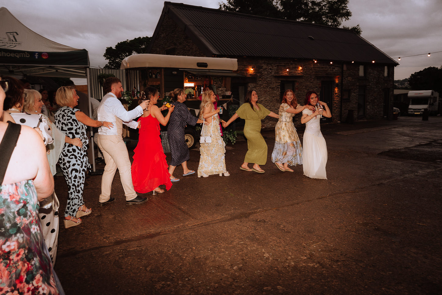 ALICIA HARRY SWALLOW BARN WEDDING PHOTOGRAPHY 036 ALICIA HARRY SWALLOW BARN WEDDING PHOTOGRAPHY 036